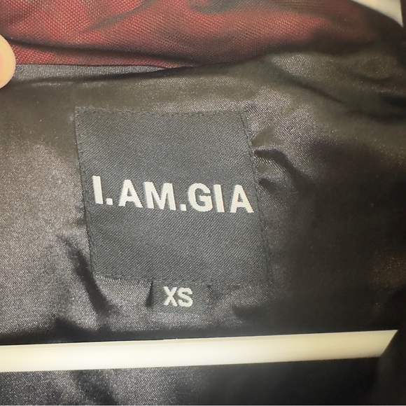 I.AM.GIA road warrior burgundy cropped Puffer Jacket - Picture 5 of 7